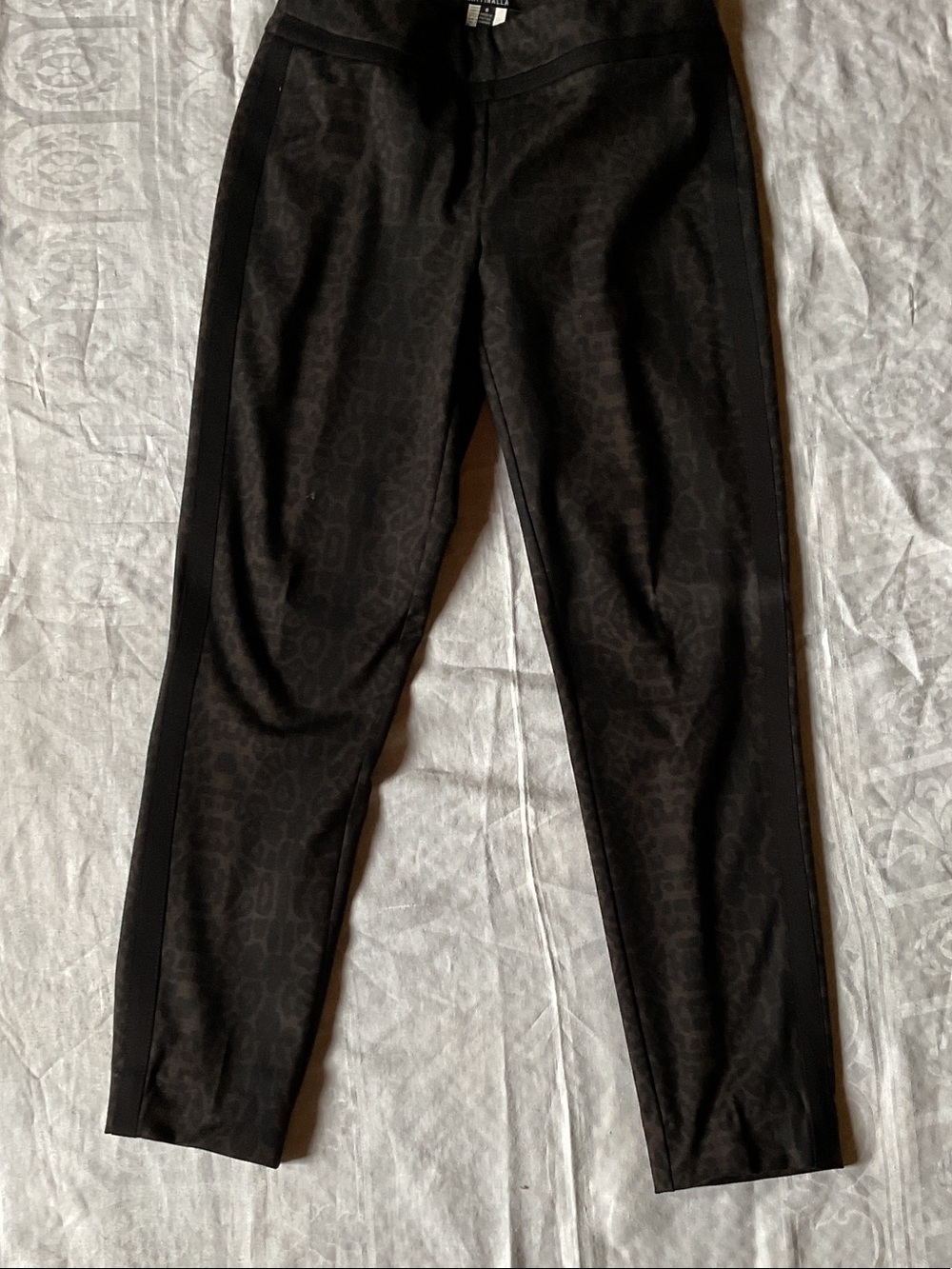 Black Women's Slim Leg Pants